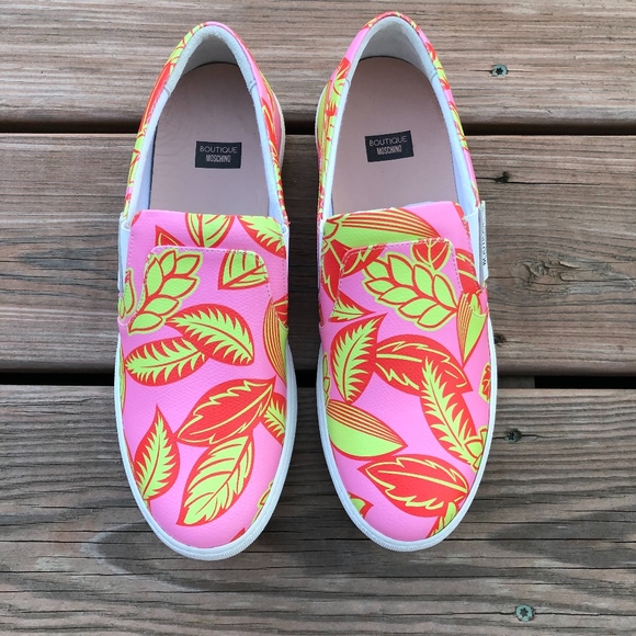 Moschino Shoes - Boutique Moschino Tropical leaf Slip On Loafer